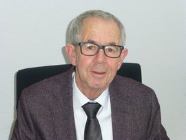 Alternierender Vorsitzender des Vorstandes Alfred Schneider